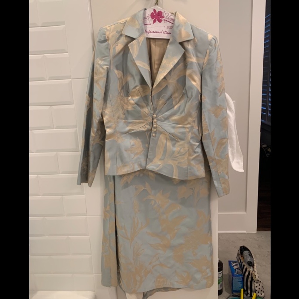 Kay Unger two piece evening gown